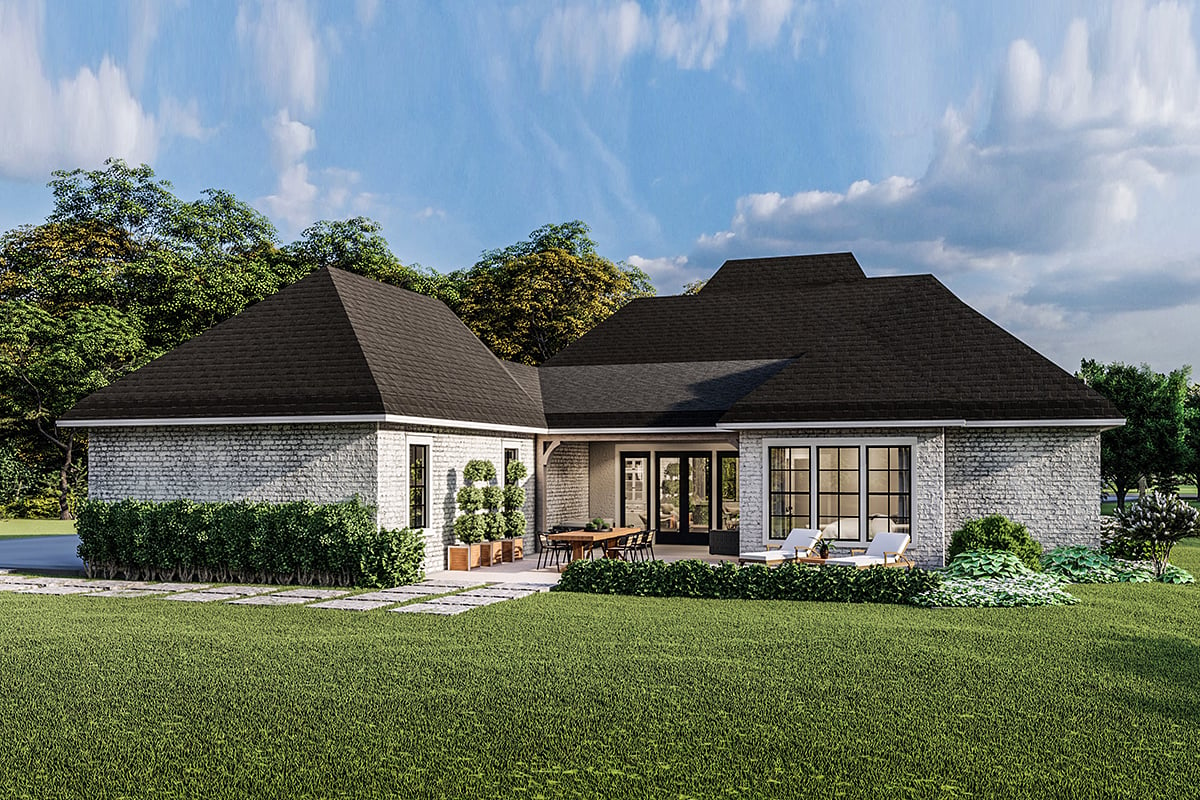 Country, Craftsman, European, Farmhouse, Southern, Traditional Plan with 2298 Sq. Ft., 4 Bedrooms, 3 Bathrooms, 2 Car Garage Rear Elevation