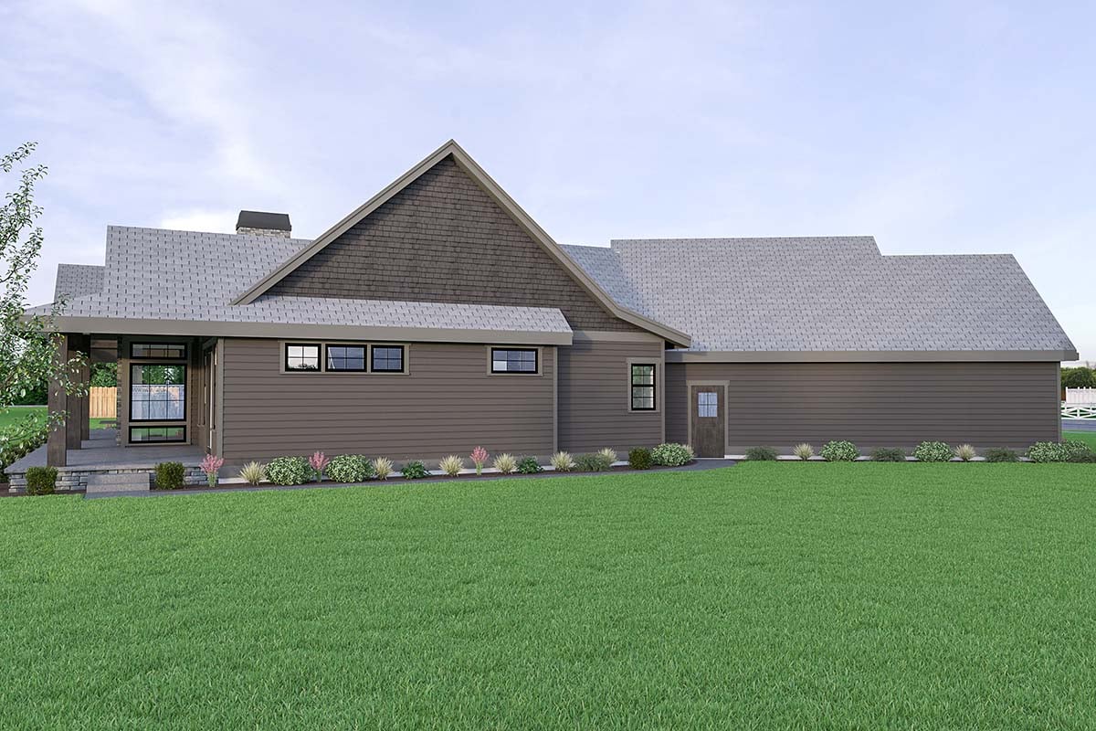 Craftsman, Ranch Plan with 3285 Sq. Ft., 3 Bedrooms, 3 Bathrooms, 3 Car Garage Picture 3