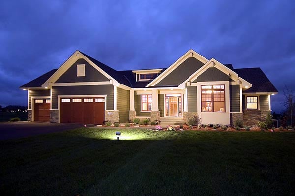 Plan 42505 | Traditional Style with 2 Bed, 2 Bath, 3 Car Garage