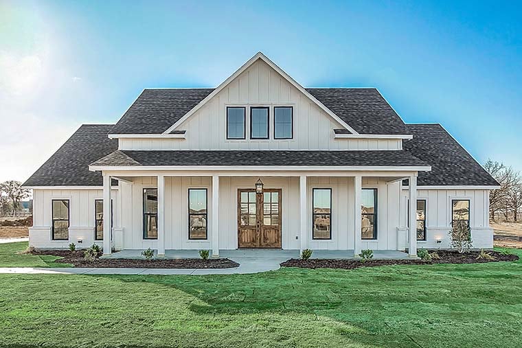 Country, Farmhouse, One-Story, Traditional Plan with 2390 Sq. Ft., 4 Bedrooms, 3 Bathrooms, 2 Car Garage Picture 6