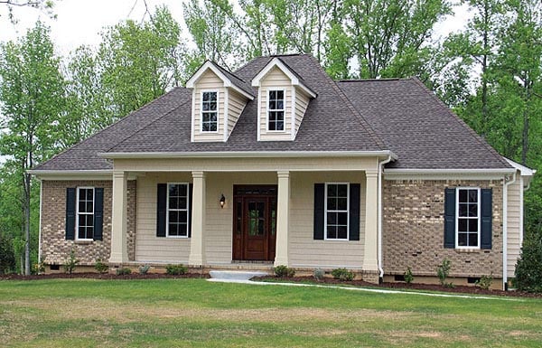 Acadian, Country, European, French Country Plan with 1641 Sq. Ft., 3 Bedrooms, 2 Bathrooms, 2 Car Garage Picture 9