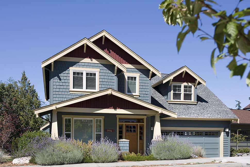Craftsman, Traditional Plan with 1943 Sq. Ft., 3 Bedrooms, 3 Bathrooms, 3 Car Garage Picture 3