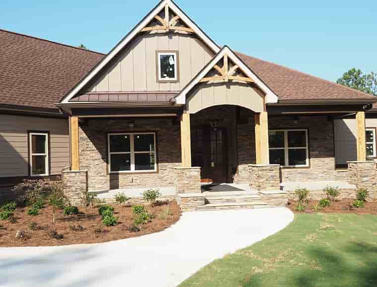 Cottage, Country, Craftsman, Traditional House Plan 58299 with 4 Beds, 4 Baths, 3 Car Garage Picture 1