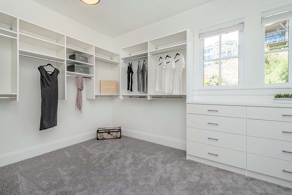 Gallery Picture 12