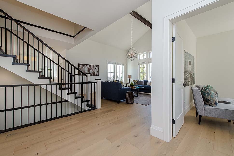 Gallery Picture 4