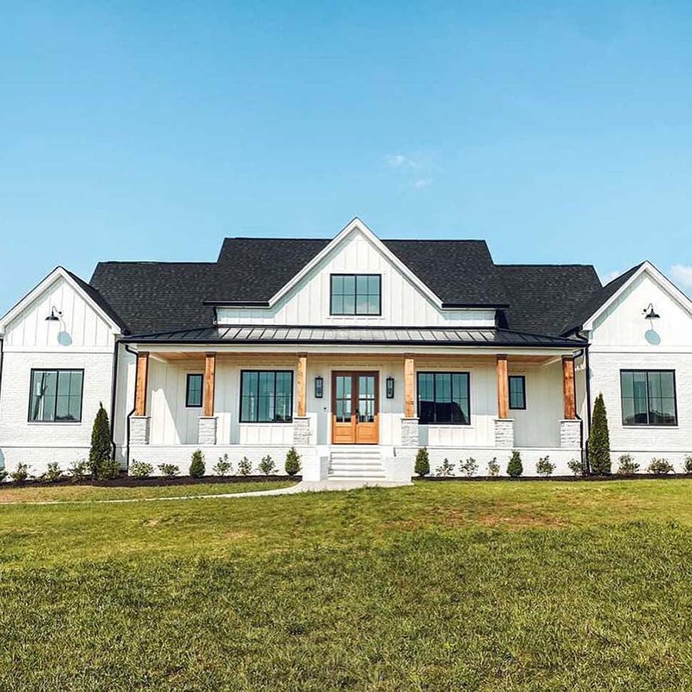 Country, Farmhouse, New American Style Plan with 2400 Sq. Ft., 4 Bedrooms, 4 Bathrooms, 3 Car Garage Picture 4