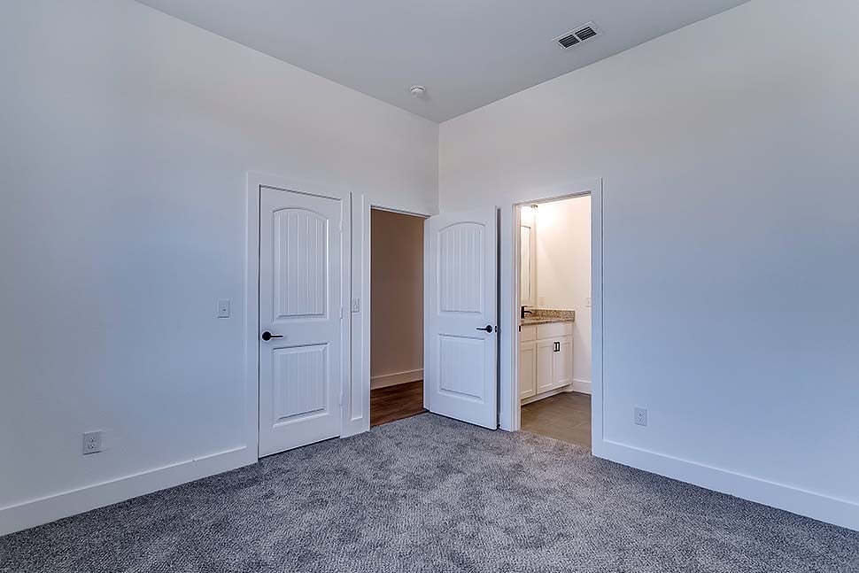 Gallery Picture 17