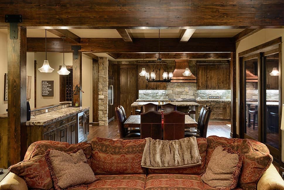 Craftsman Plan with 4964 Sq. Ft., 5 Bedrooms, 6 Bathrooms, 3 Car Garage Picture 9