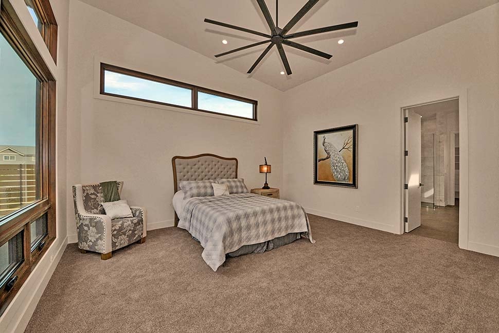 Gallery Picture 18