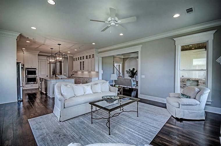 Gallery Picture 5