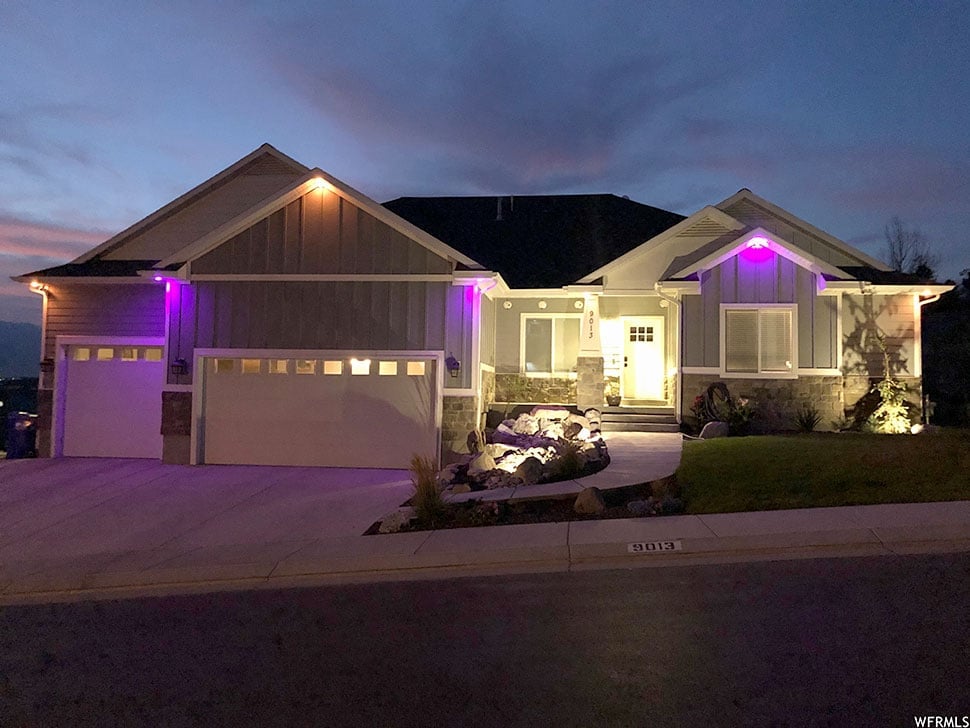 Craftsman, New American Style, Traditional Plan with 4490 Sq. Ft., 5 Bedrooms, 4 Bathrooms, 3 Car Garage Picture 32