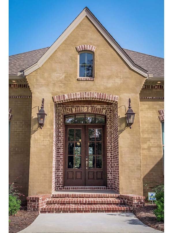 Country, European, French Country Plan with 2487 Sq. Ft., 3 Bedrooms, 2 Bathrooms, 2 Car Garage Picture 4