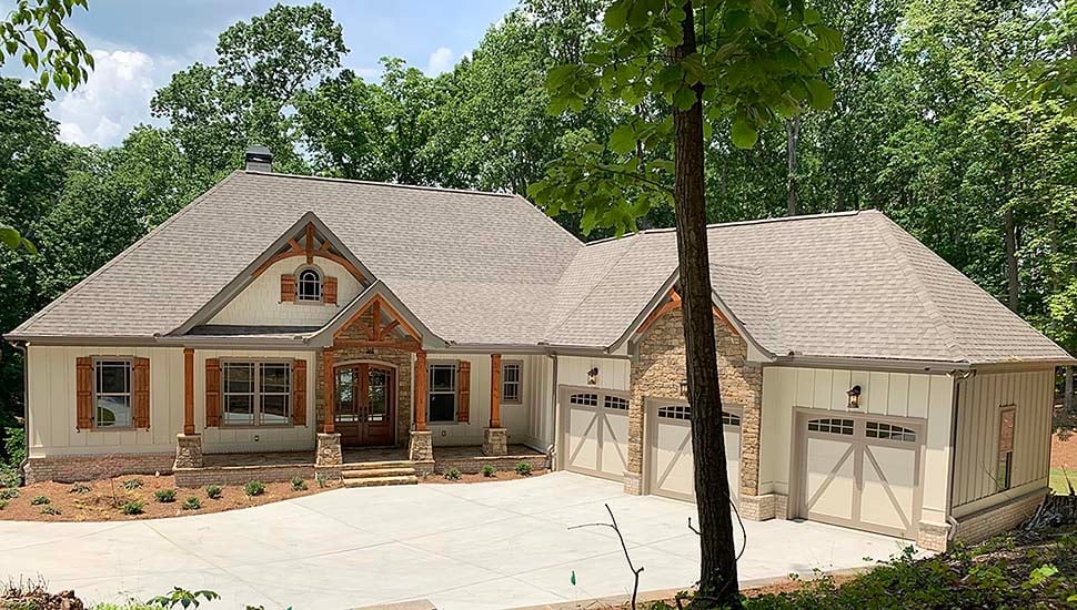 Country, Craftsman, French Country, New American Style Plan with 3938 Sq. Ft., 4 Bedrooms, 4 Bathrooms, 3 Car Garage Elevation