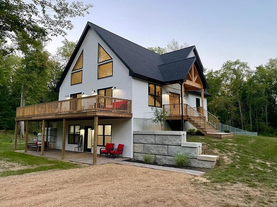A-Frame, Contemporary, Country, Farmhouse, Prairie Style, Ranch Plan with 1770 Sq. Ft., 4 Bedrooms, 4 Bathrooms Picture 5