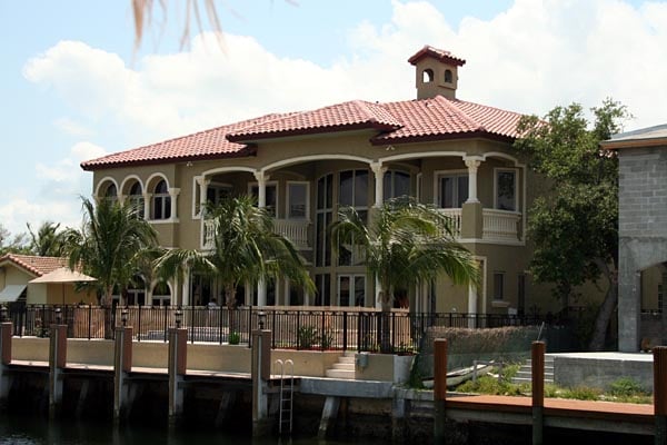 Florida Plan with 5743 Sq. Ft., 5 Bedrooms, 6 Bathrooms, 3 Car Garage Picture 10