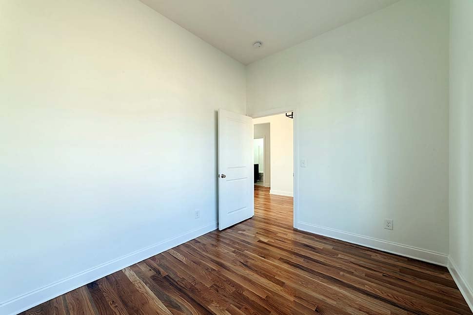 Gallery Picture 18