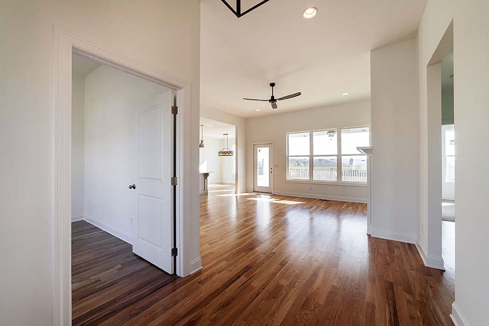 Gallery Picture 8