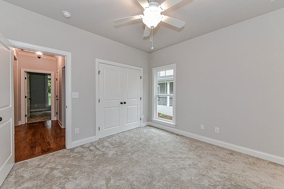 Gallery Picture 34