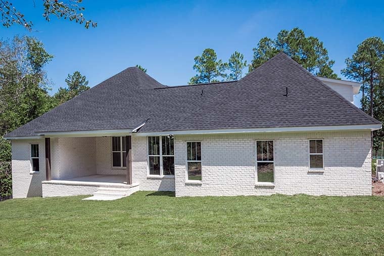 Country, Craftsman, New American Style, Southern, Traditional Plan with 2073 Sq. Ft., 3 Bedrooms, 2 Bathrooms, 2 Car Garage Picture 27