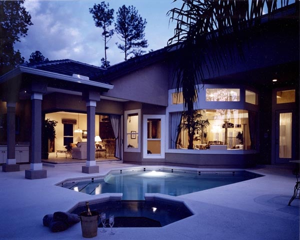 Gallery Picture 3
