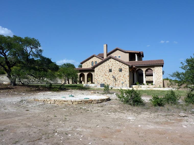 Mediterranean, Tuscan Plan with 3691 Sq. Ft., 4 Bedrooms, 4 Bathrooms, 3 Car Garage Picture 24