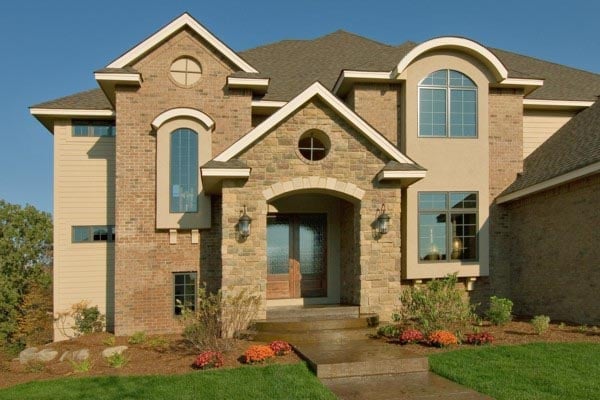European Plan with 4398 Sq. Ft., 5 Bedrooms, 6 Bathrooms, 3 Car Garage Picture 3