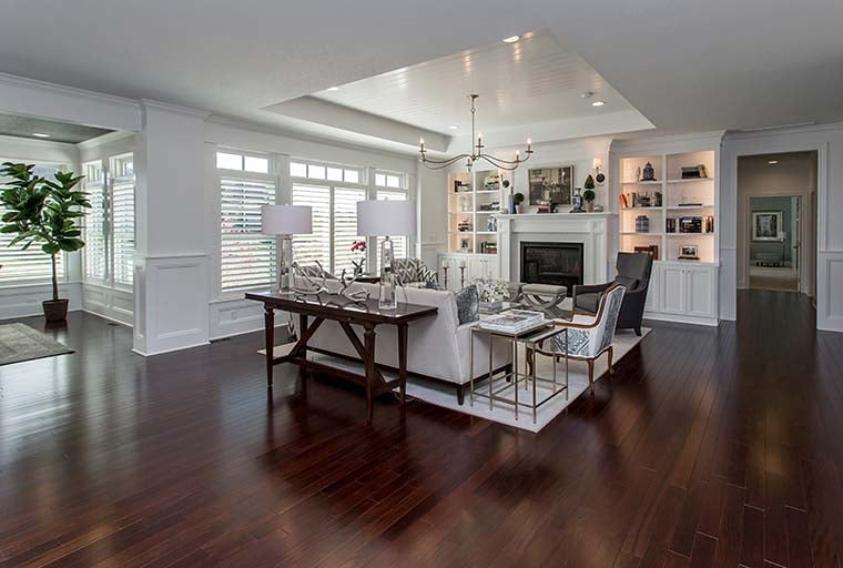 Gallery Picture 9