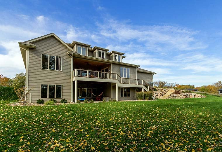 Country, Craftsman, Traditional Plan with 3485 Sq. Ft., 4 Bedrooms, 4 Bathrooms, 4 Car Garage Picture 3