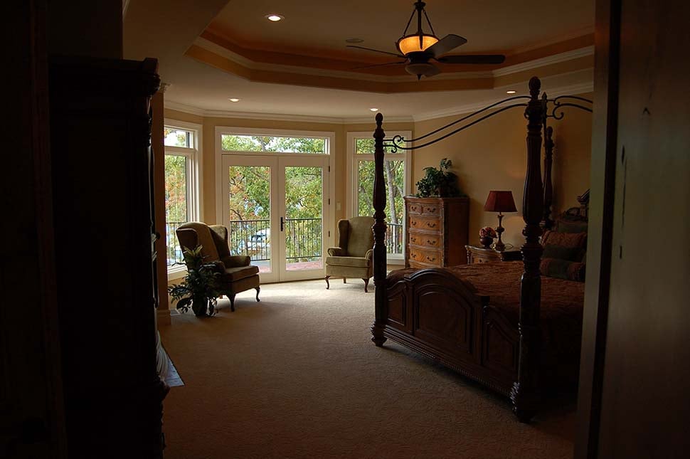Gallery Picture 15