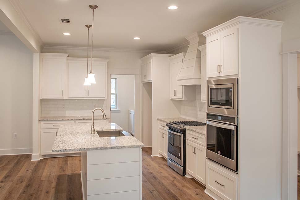 Country, Farmhouse, New American Style, Traditional Plan with 2002 Sq. Ft., 3 Bedrooms, 2 Bathrooms, 3 Car Garage Picture 9