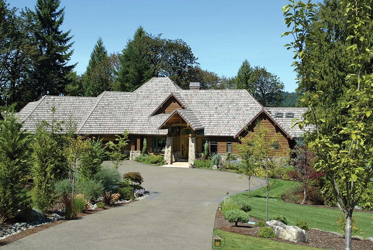 Craftsman, Tuscan Plan with 4732 Sq. Ft., 4 Bedrooms, 5 Bathrooms, 4 Car Garage Picture 2