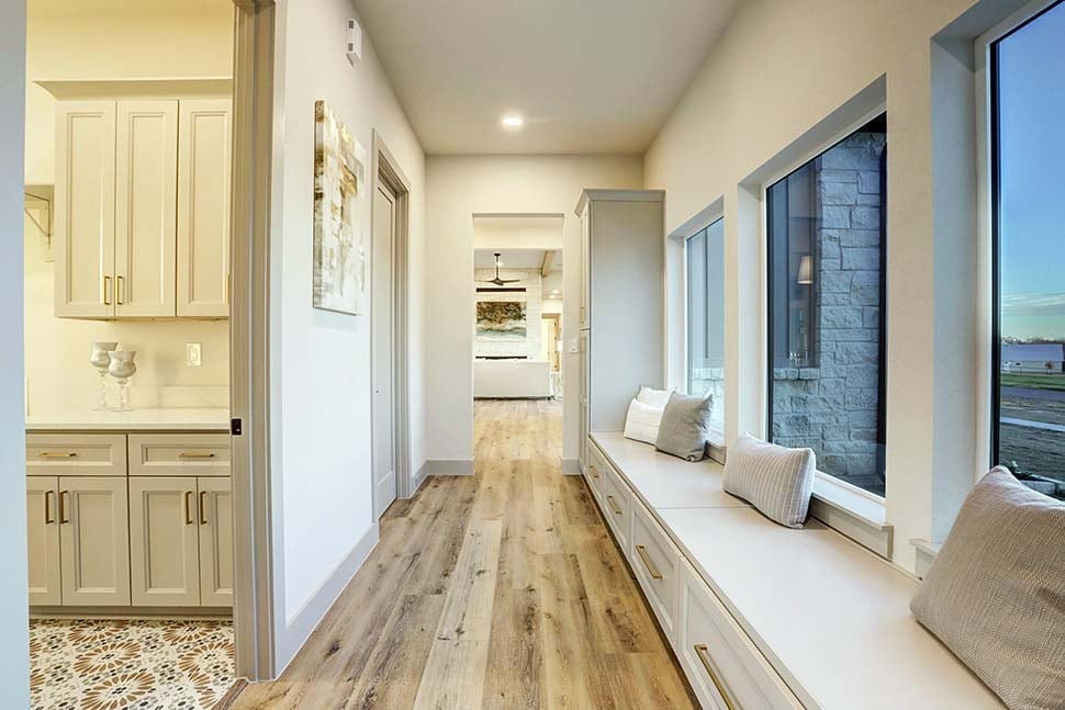 Gallery Picture 10