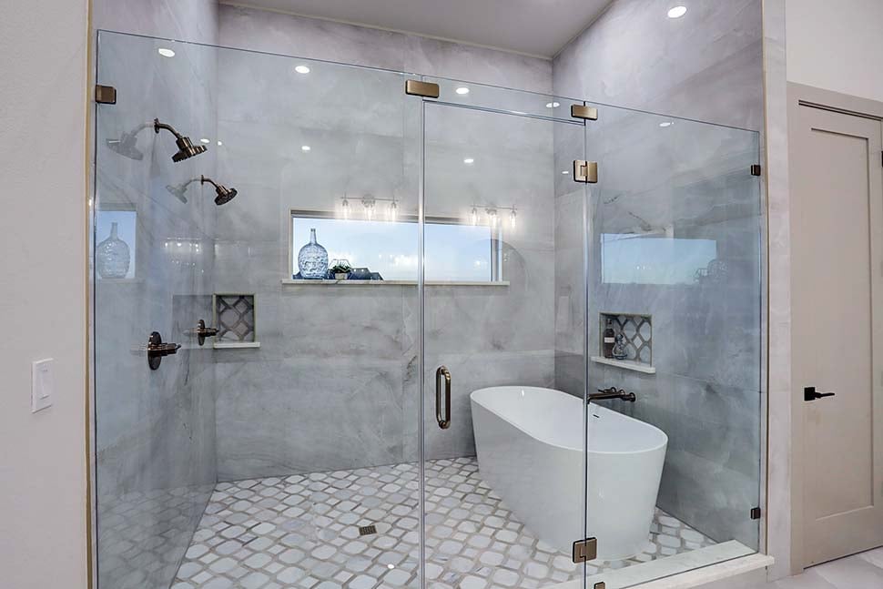 Gallery Picture 12