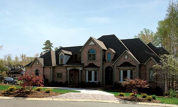 Traditional Plan with 3963 Sq. Ft., 4 Bedrooms, 4 Bathrooms, 3 Car Garage Elevation