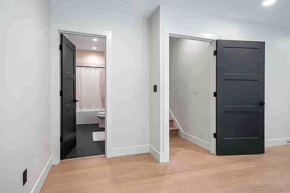 Gallery Picture 14