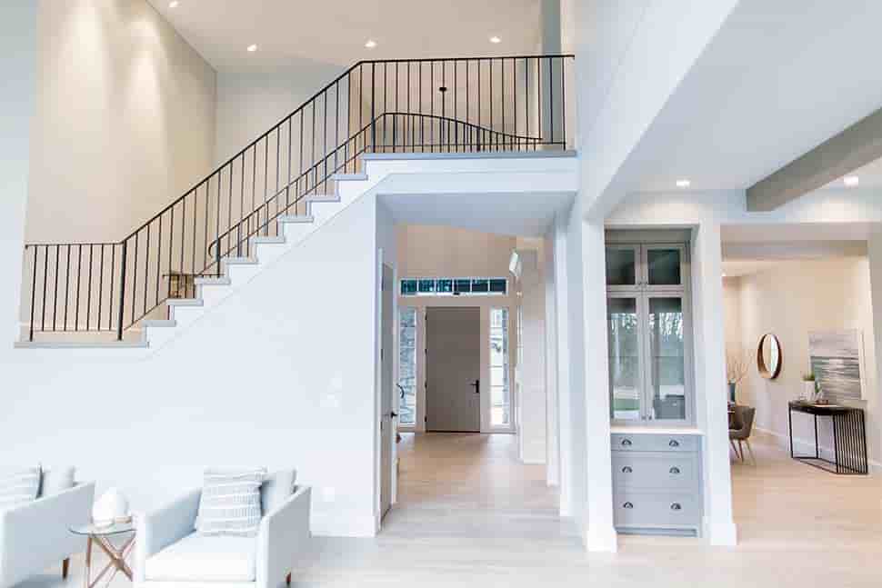 Gallery Picture 6