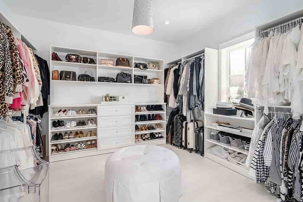 Gallery Picture 35