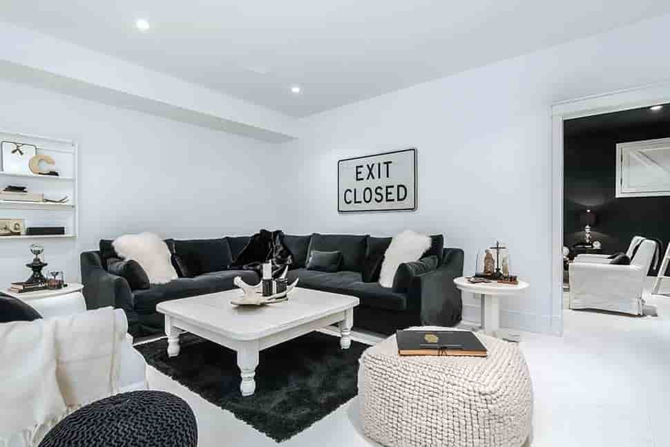 Gallery Picture 43
