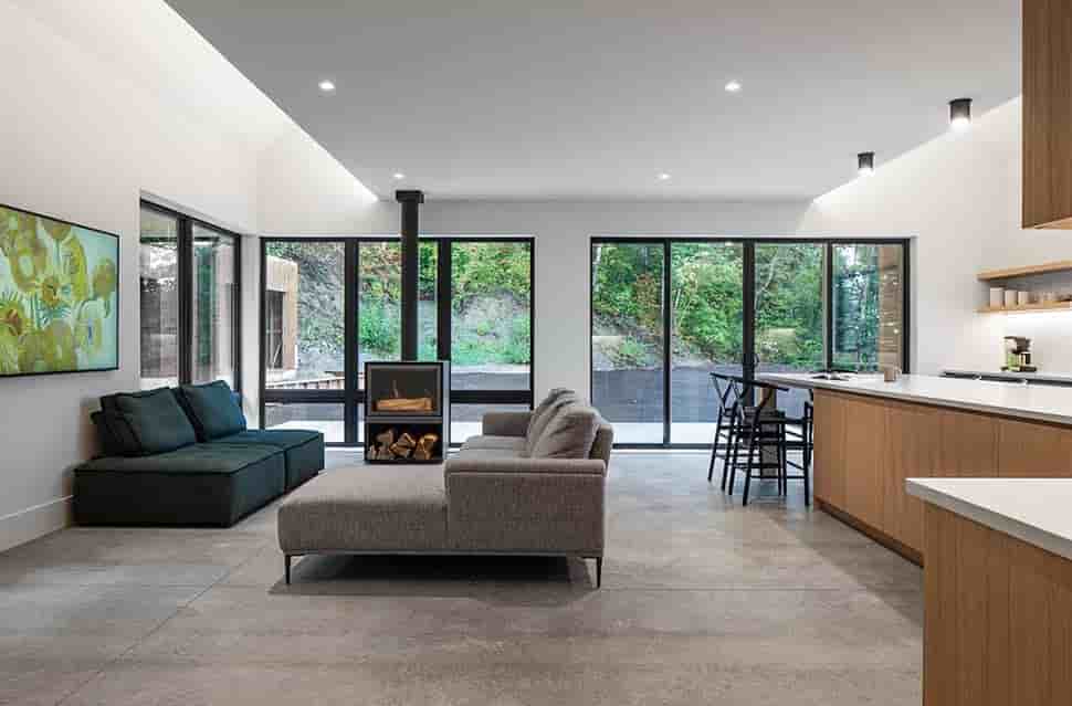 Gallery Picture 16