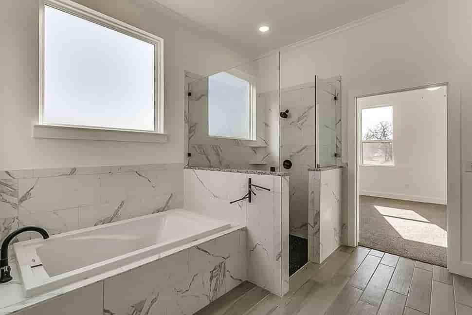 Gallery Picture 26