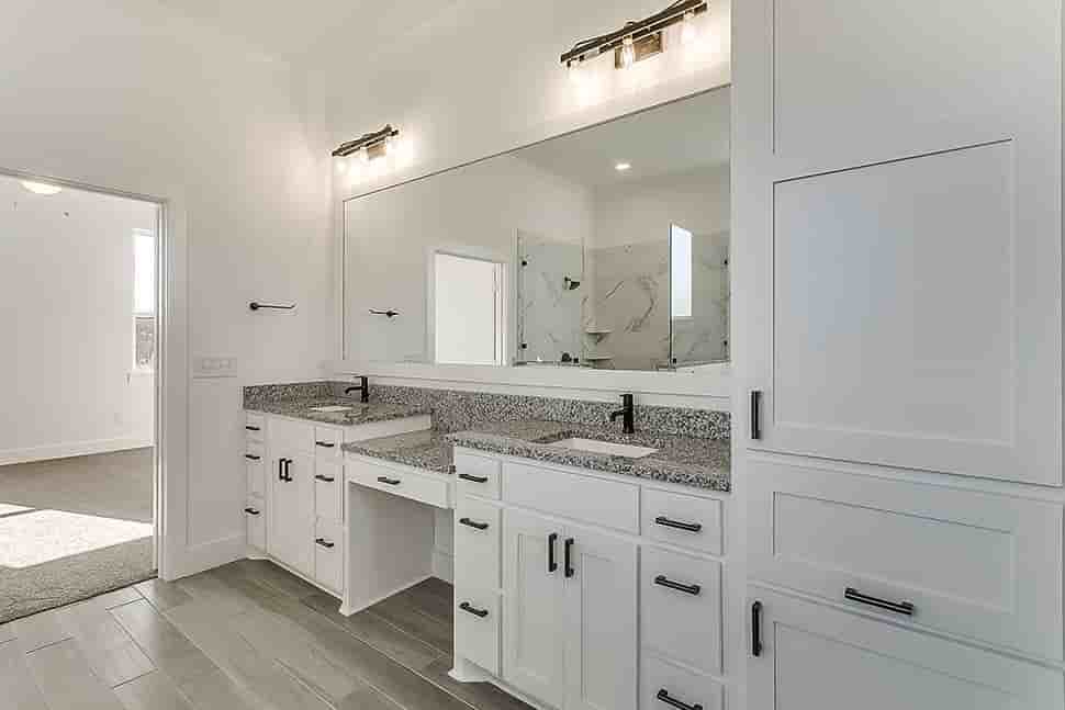 Gallery Picture 27
