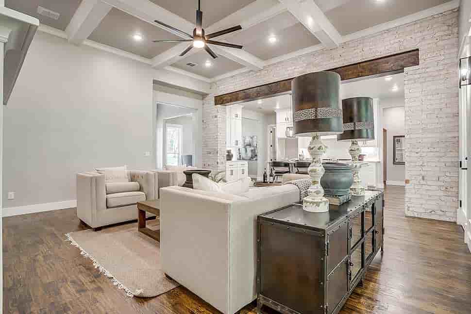 Gallery Picture 9