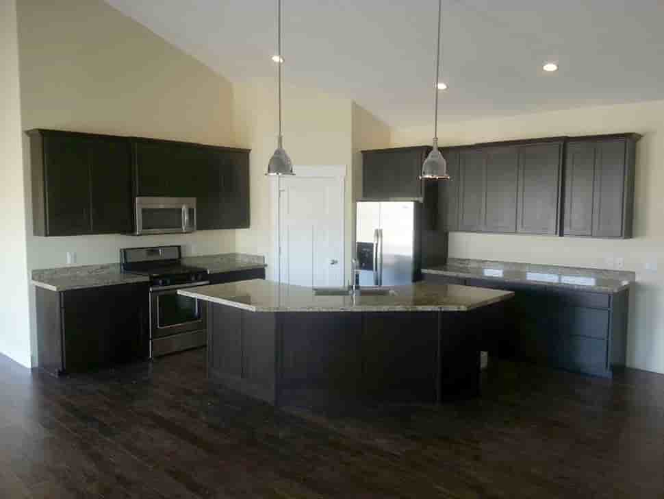 Gallery Picture 30