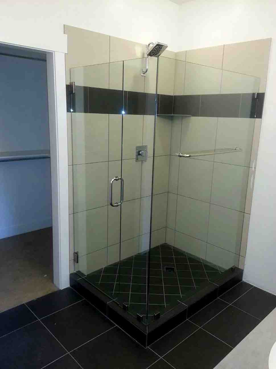 Gallery Picture 37