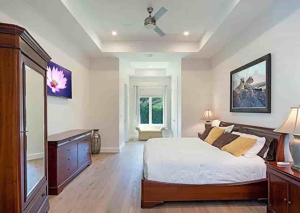 Gallery Picture 11