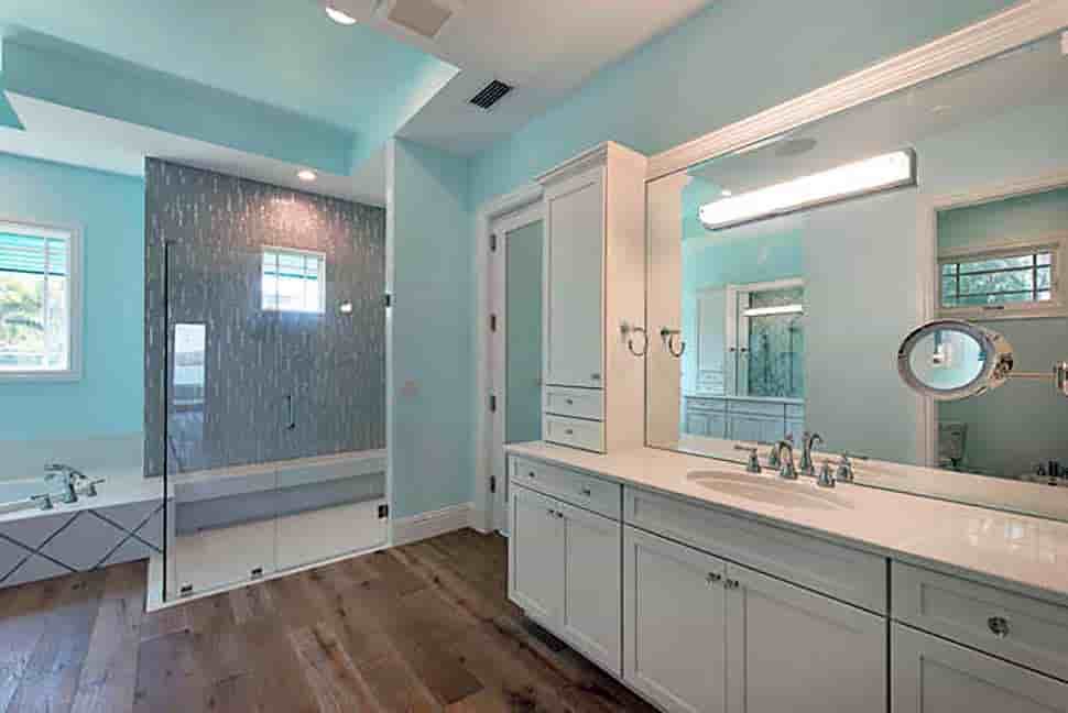 Gallery Picture 7