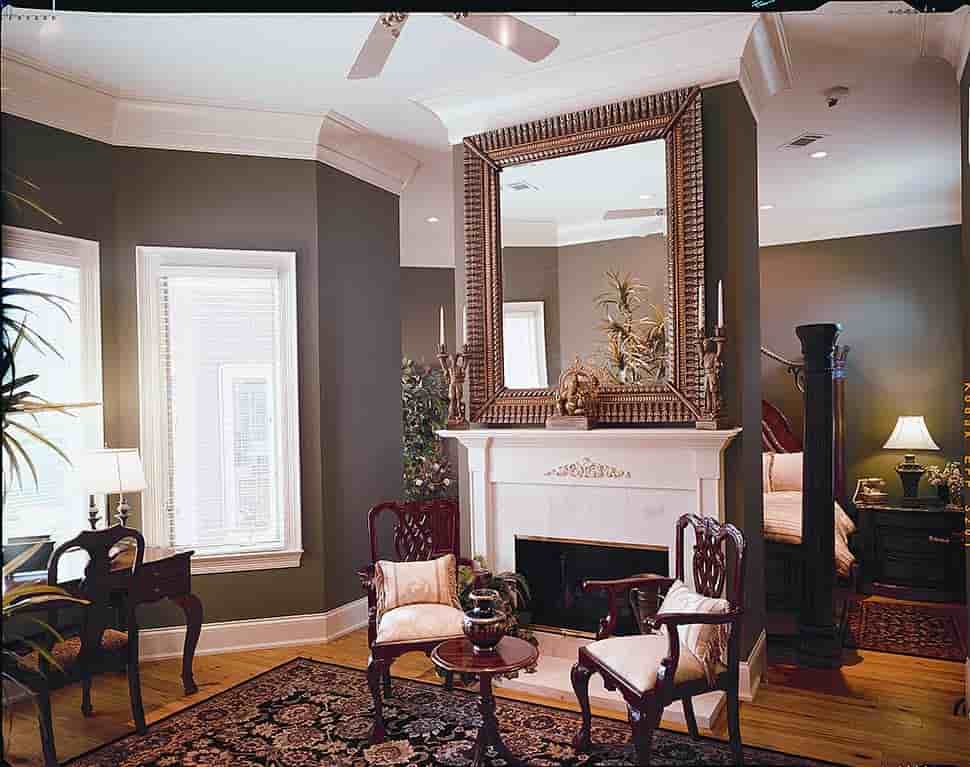 Gallery Picture 10