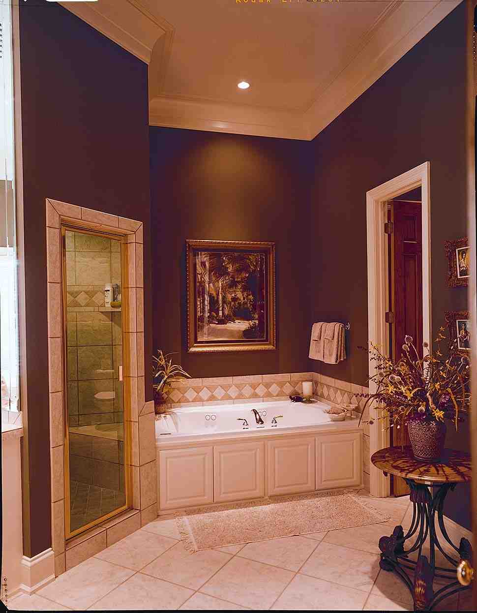 Gallery Picture 12