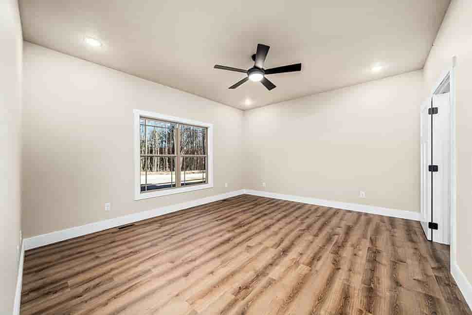 Gallery Picture 15