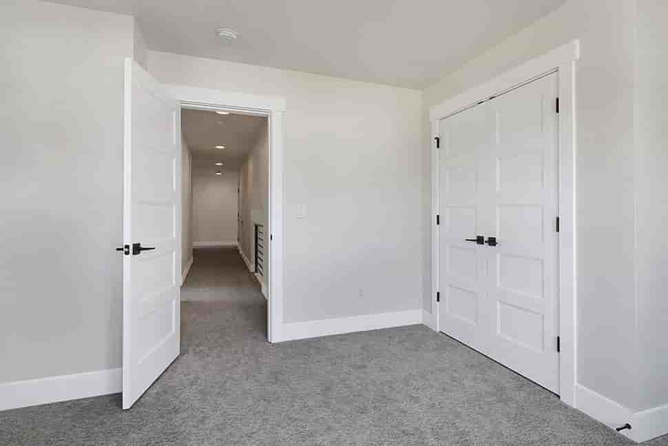 Gallery Picture 40